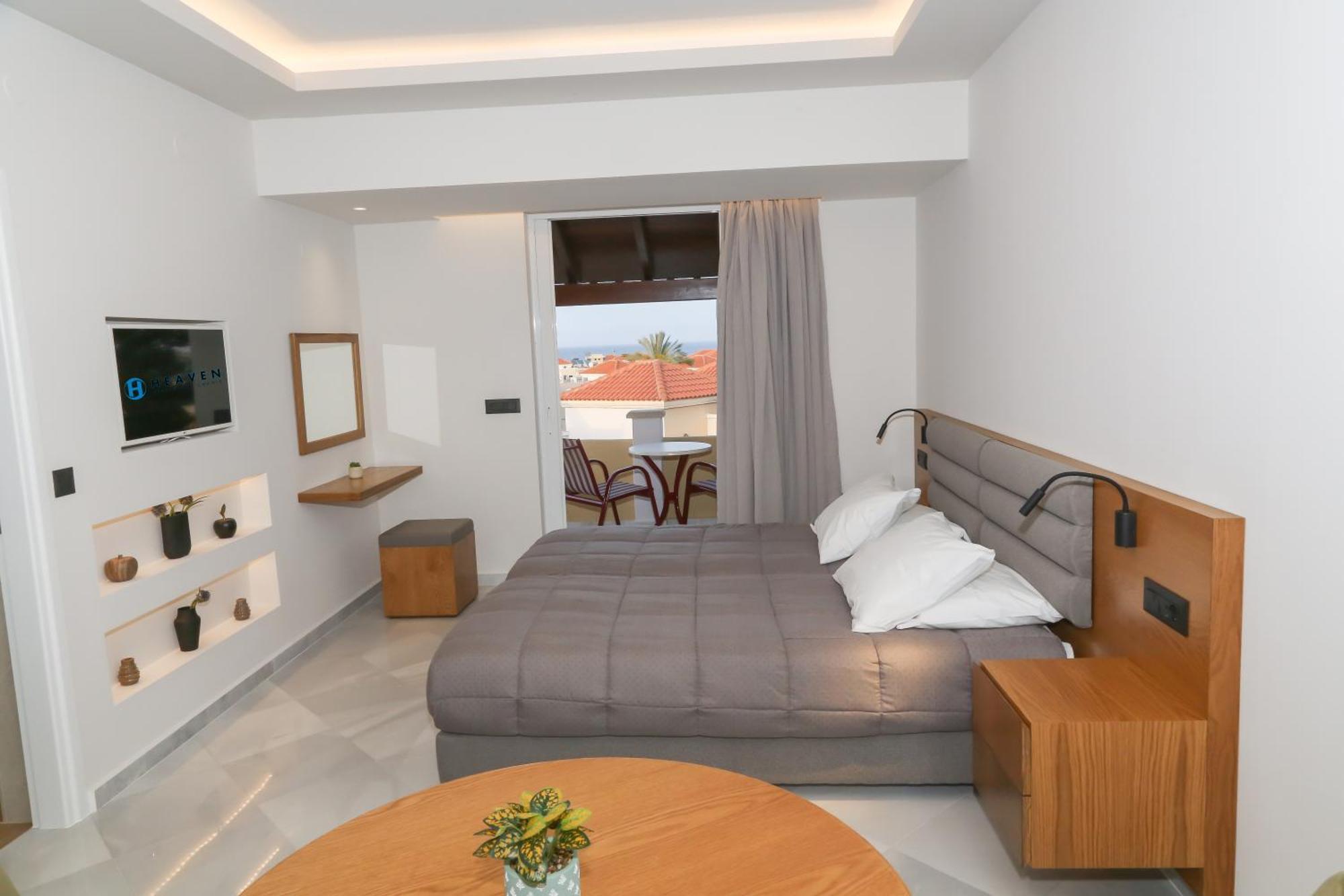 Heaven Apartments Agia Marina Zewnętrze zdjęcie
